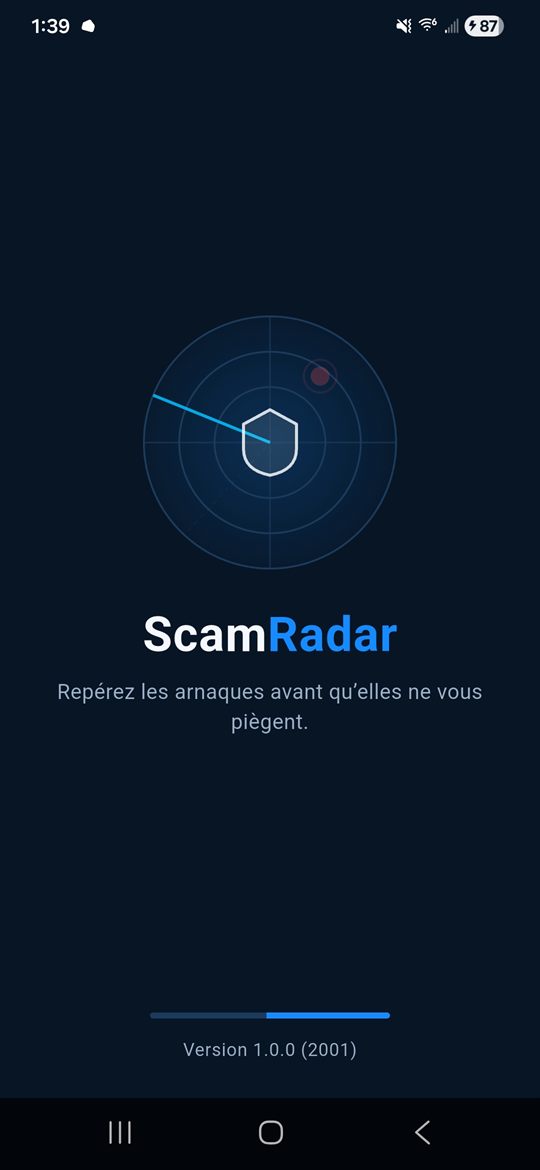Écran de démarrage de ScamRadar avec son logo radar et son bouclier